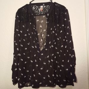 Skull patterned sheer blouse
